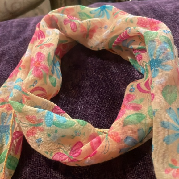 Scarf / lightweight and can be worn several ways to add “pop” to an outfit/ EUC - Picture 5 of 5